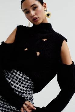 Knitz Keke Cut-Out Turtleneck Shop