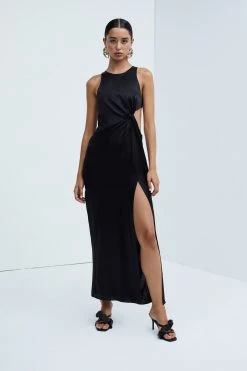 Ready-to-Wear Taliah Maxi Dress Shop
