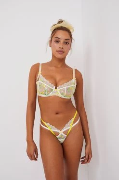 Victorias Secret Lemon Daisy Underwire Bra