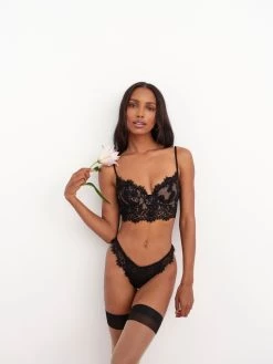 Victorias Secret Shop Faye Lace Thong Panty