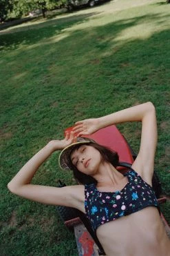 Ready-to-Wear Robin Crop Top 12 Ready-to-Wear Robin Crop Top