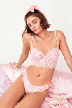 Victorias Secret Faye Lace Thong Panty